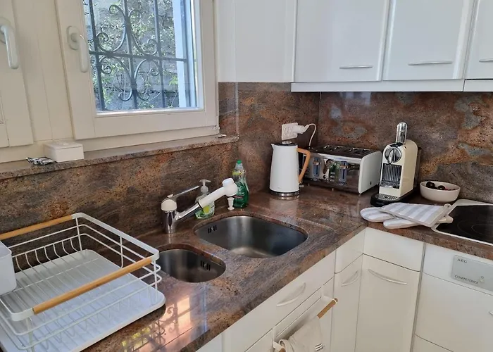 Σπίτι διακοπών Wohlfuehl-oase Mit Traumblick Fuer Alle Generationen Inkl Aufzug Gambarogno