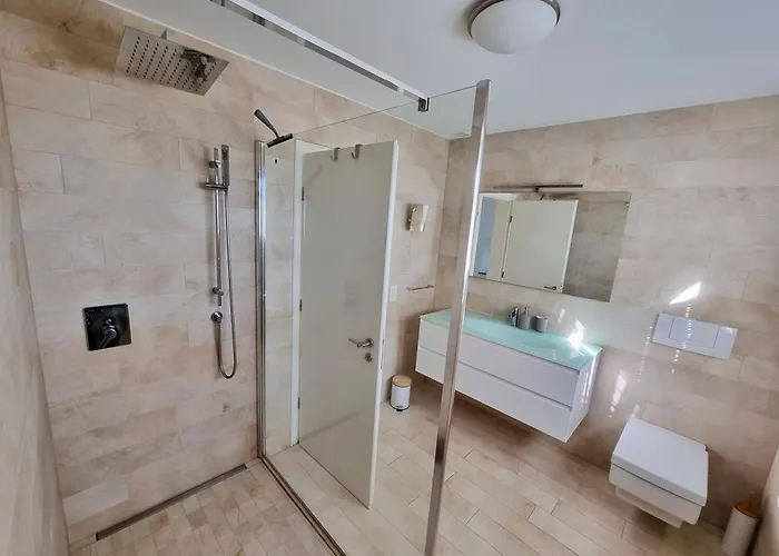 Wohlfuehl-oase Mit Traumblick Fuer Alle Generationen Inkl Aufzug Σπίτι διακοπών *