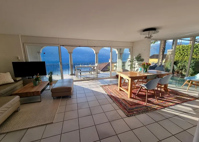 Σπίτι διακοπών Wohlfuehl-oase Mit Traumblick Fuer Alle Generationen Inkl Aufzug Gambarogno