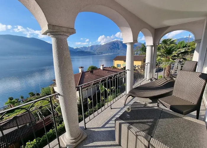 Vakantiehuis Wohlfuehl-oase Mit Traumblick Fuer Alle Generationen Inkl Aufzug Gambarogno